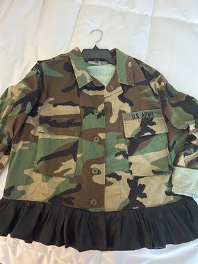 U.S. Army Woodland Camouflage Utility Shirt Jacket in Green, Brown, Black